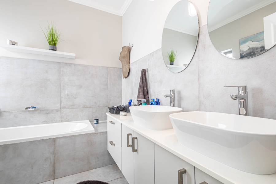 3 Bedroom Property for Sale in Langebaan Country Estate Western Cape